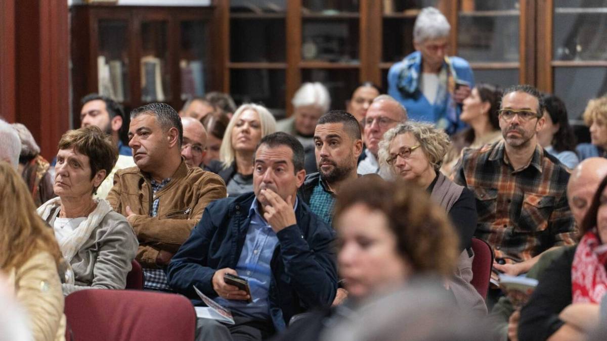 Από την εκδήλωση της Αριστεράς στη Μυτιλήνη για το δημογραφικό της Λέσβου