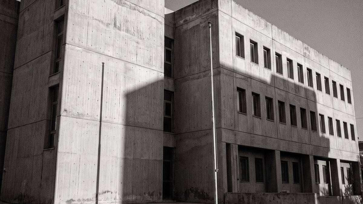 Ενδεικτική εικόνα θεσμικού χώρου. Δημιουργήθηκε με AI.