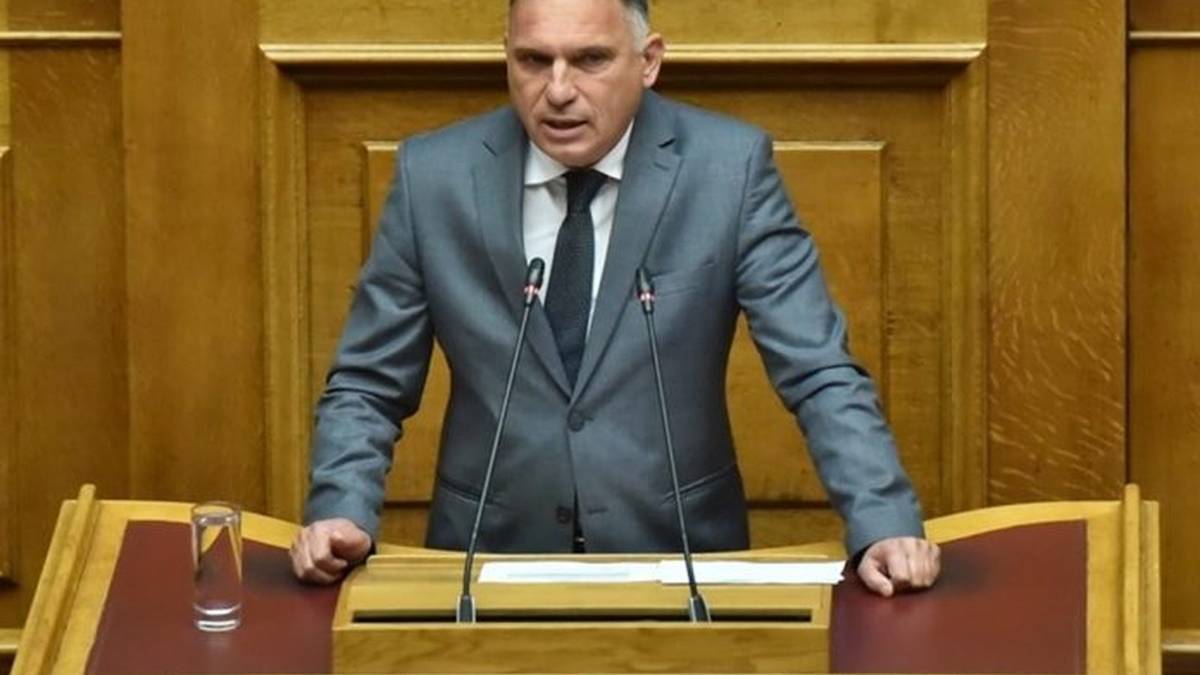 Ο βουλευτής Λακωνίας Νεοκλής Κρητικός στη Βουλή, σε φωτογραφία του γραφείου του.