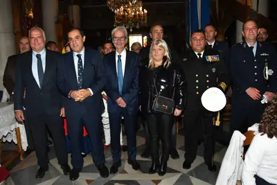 Εορτασμός της 28ης Οκτωβρίου στην Αίγινα — φωτογραφία 1 από 27