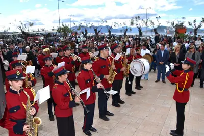Εορτασμός της 28ης Οκτωβρίου στην Αίγινα — φωτογραφία 4 από 27