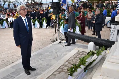 Εορτασμός της 28ης Οκτωβρίου στην Αίγινα — φωτογραφία 7 από 27