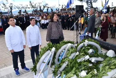 Εορτασμός της 28ης Οκτωβρίου στην Αίγινα — φωτογραφία 16 από 27