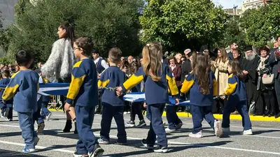 Εορτασμοί και παρέλαση της 28ης Οκτωβρίου στο Κερατσίνι-Δραπετσώνα — φωτογραφία 10 από 41