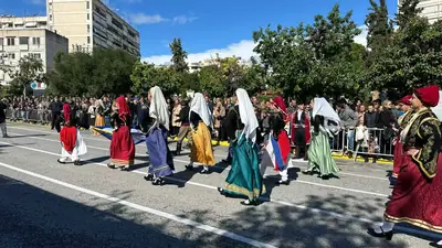 Εορτασμοί και παρέλαση της 28ης Οκτωβρίου στο Κερατσίνι-Δραπετσώνα — φωτογραφία 18 από 41