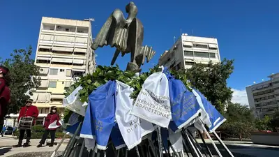 Εορτασμοί και παρέλαση της 28ης Οκτωβρίου στο Κερατσίνι-Δραπετσώνα — φωτογραφία 24 από 41