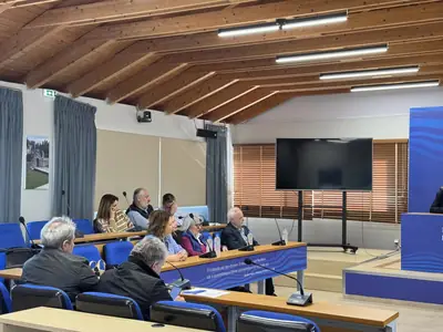 Συνάντηση για τις ΔΟΥ, Δημαρχείο Μεσολογγίου — φωτογραφία 3 από 4