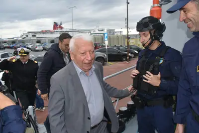 Παράδοση εξοπλισμού στο Λιμενικό, Μυτιλήνη — φωτογραφία 3 από 8