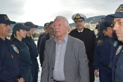Παράδοση εξοπλισμού στο Λιμενικό, Μυτιλήνη — φωτογραφία 7 από 8