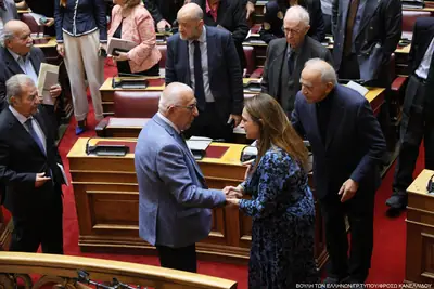 Εκδήλωση για την 28η Οκτωβρίου στην Αίθουσα της Ολομέλειας της Βουλής — φωτογραφία 4 από 4